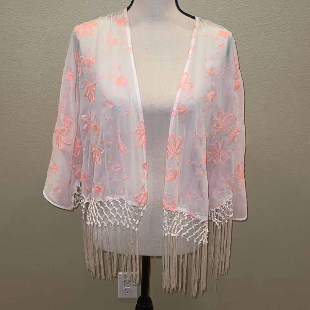 Gianni Bini floral orange fringe kimono cardigan